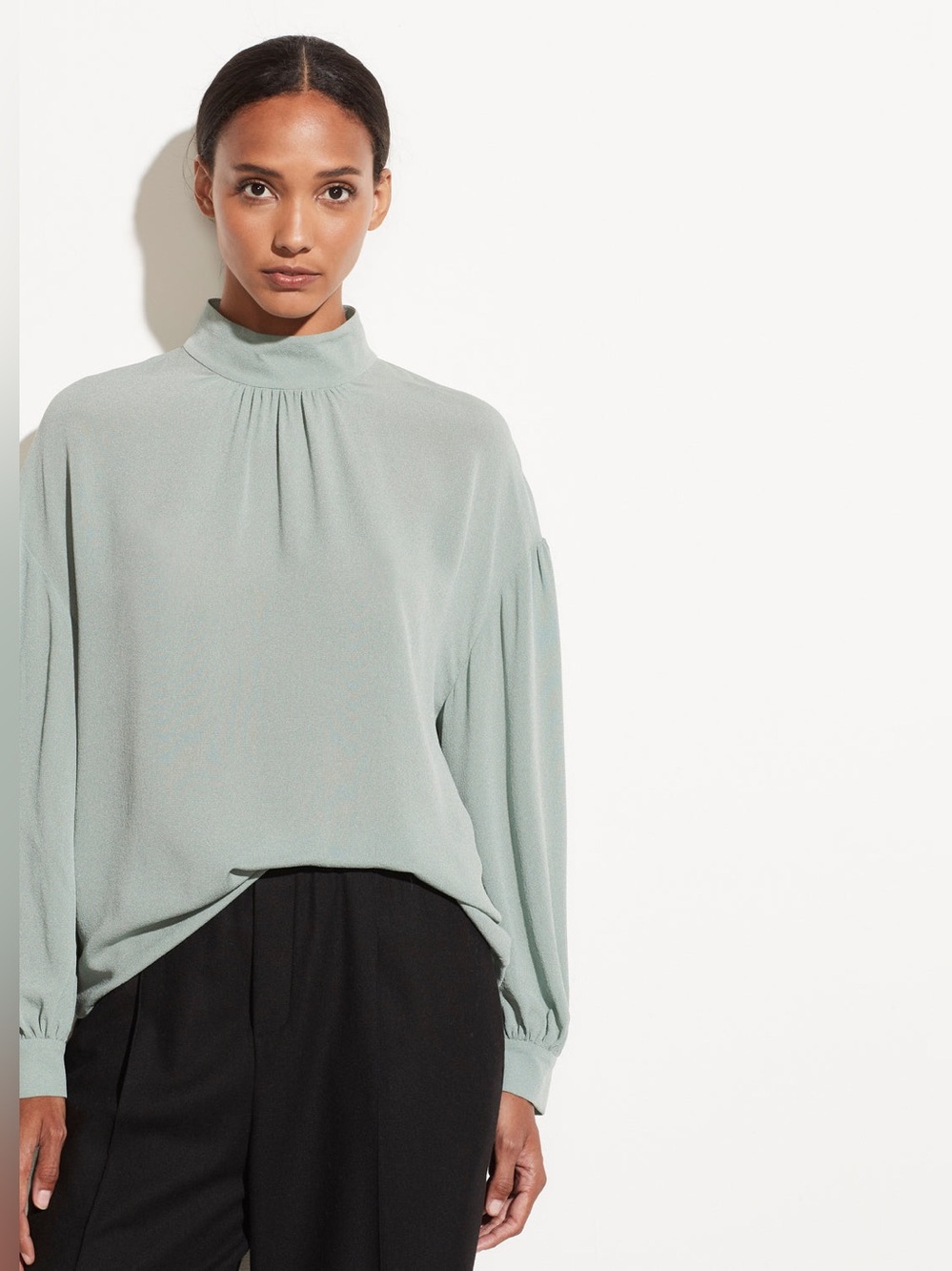 Vince Shirred Mock Neck Blouse in Lt. Patina Size M 100% Silk NWT